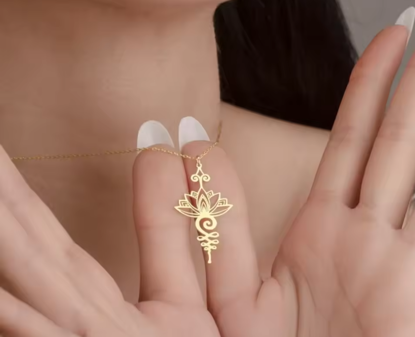 Serenity Necklace – Meditation Amulet